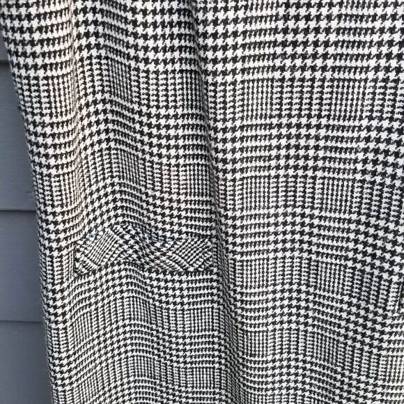 Talbots Wool Blend Black White Plaid Jumper with Pockets size 8 Petite - Picture 11 of 11